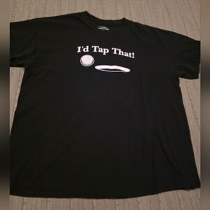 Black Graphic T-Shirt 'I'd Tap That'